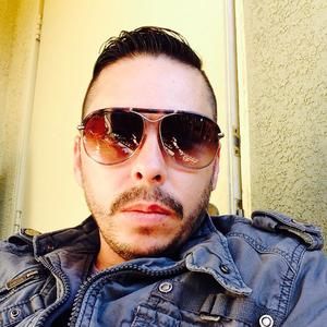 Meet your Posher, Rogelio